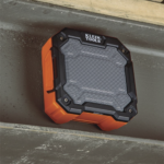 Bocina Portátil BLUETOOTH® con Imán y Gancho para Colgarse. Permite Altavoz Manos Libres con Micrófono Incorporado. - Image 2