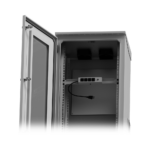 Gabinete de Piso para Exterior con Ventiladores y Termostato con Rack de 19" de 16 U + Espacio para Baterías, Se envía el Gabinete Armado. - Image 6