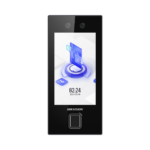 Terminal Facial Min Moe con LECTOR DE HUELLAS y Tarjetas MIFARE / 3000 Rostros / 3000 Huellas / Pantalla 4.5" / Administrable en la Nube con Hik-Connect Teams  / Exterior IP65  / PoE / WiFi / HIK-IA / SIP Estandar - Image 2