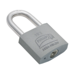 Candado de Hierro Sólido de Alta Resistencia / Gancho Corto / Llave PH-32 para 4 Pernos de Combinación  / Para Condiciones Secas  y Protegidas. - Image 2