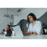 Diadema Inalámbrica WH68 de Yealink con ANC Híbrida y Conectividad Dual DECT Bluetooth - Image 5