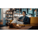 Diadema Inalámbrica BH76 Plus UC Black USB C/A de Yealink con Compatibilidad Completa para Plataformas UC y 6 Micrófonos para Voz de Alta Claridad - Image 5